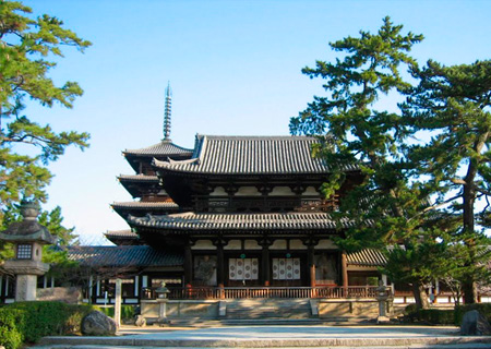 Какое деревянное строение – самое древнее в Японии?